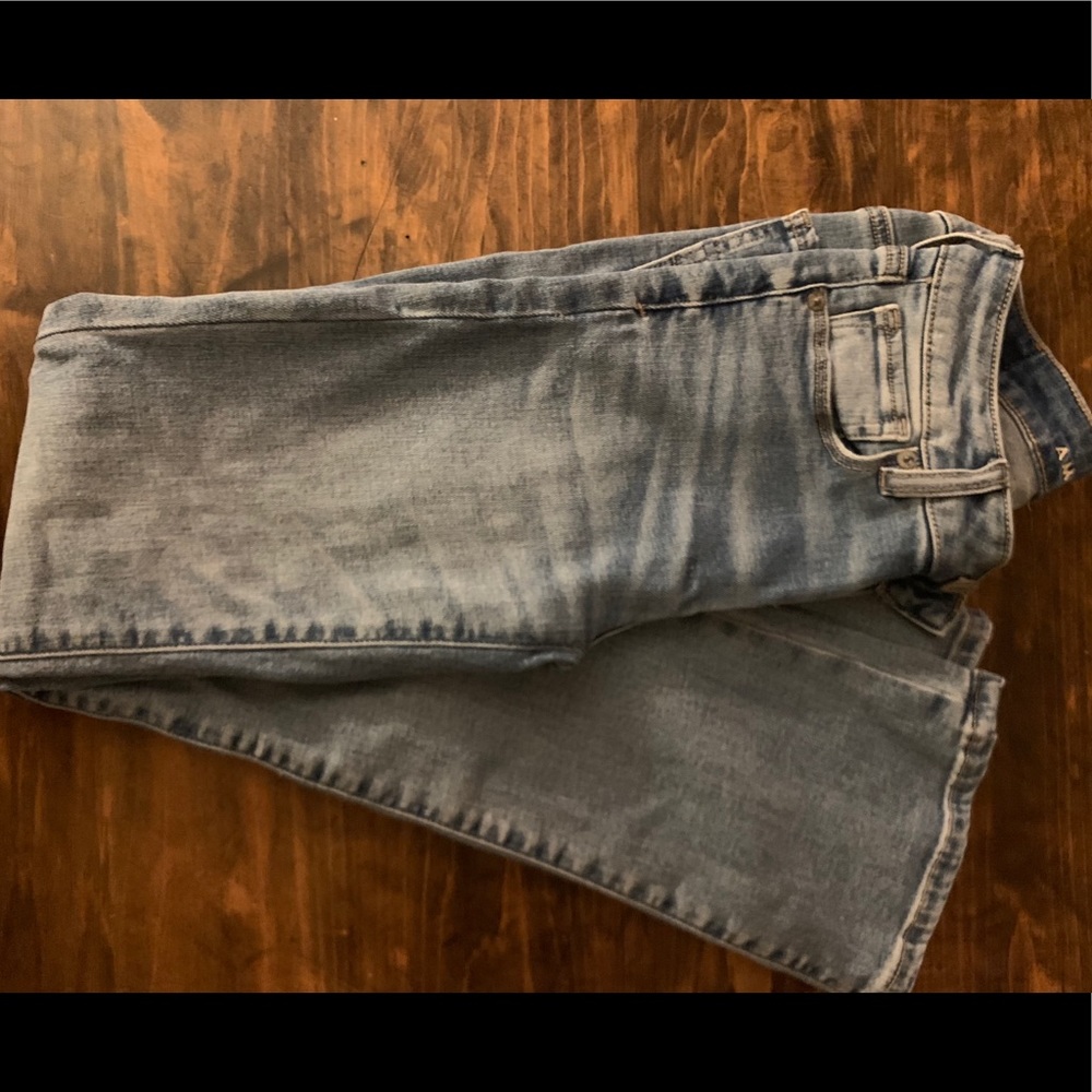 NWOT American Eagle Skinny Kick Jeans